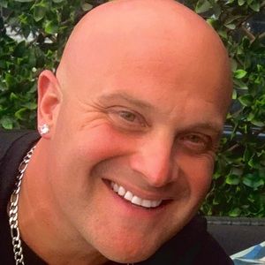 Meet your Posher, Mike